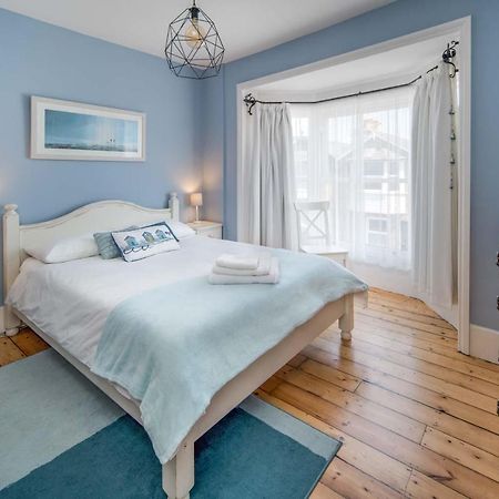 Blue Winds And Waves Appartement Cowes  Buitenkant foto