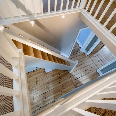 Blue Winds And Waves Appartement Cowes  Buitenkant foto