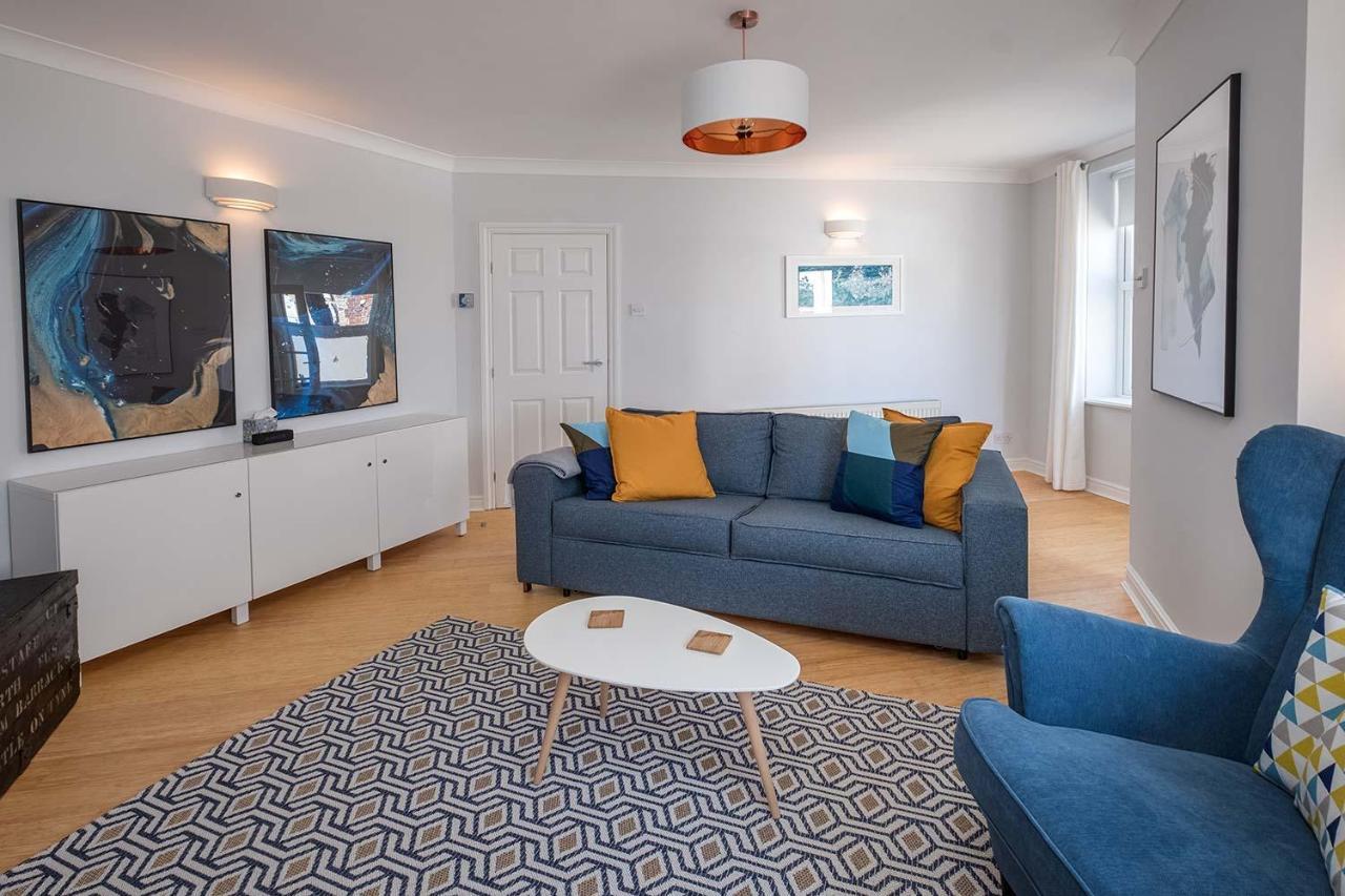 Blue Winds And Waves Appartement Cowes  Buitenkant foto